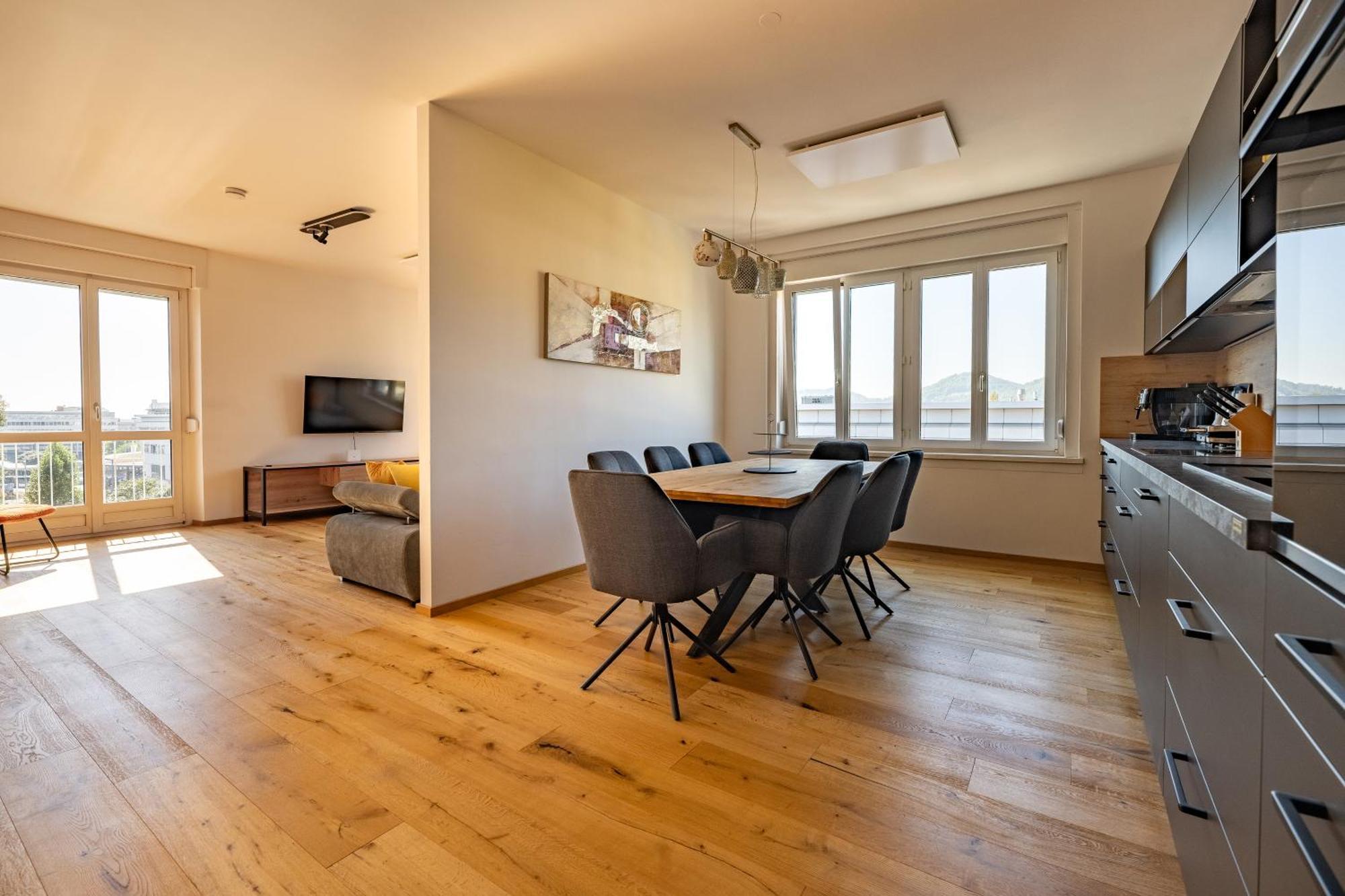 Tamliving Center Luxury 4 Rooms Smart Tv Kitchen Great View Graz Esterno foto